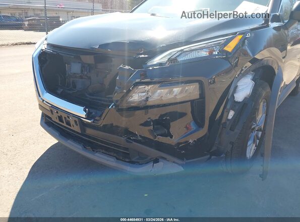 5N1BT3AB2PC821400 2023 NISSAN ROGUE Black Front view