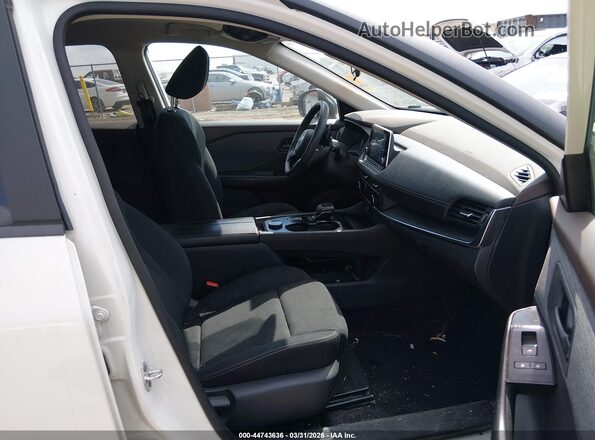 5N1BT3AB3PC689554 2023 NISSAN ROGUE White Սալոնի դիմացի տեսք