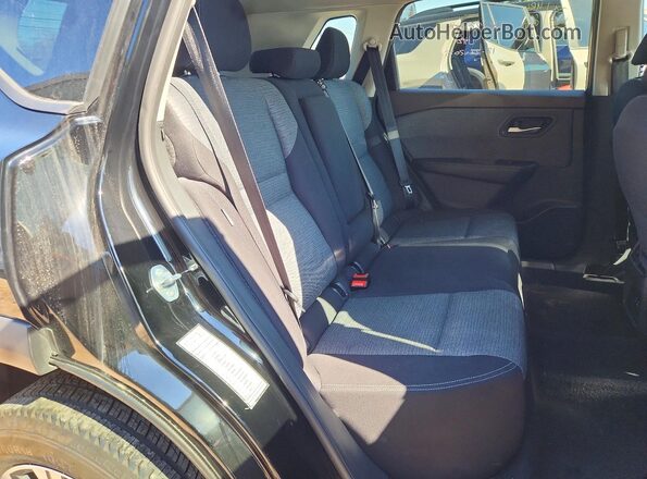 5N1BT3BA8PC903962 2023 NISSAN ROGUE Black Вид задньої частини салону