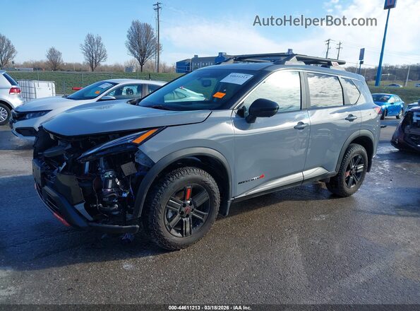 5N1BT3BB1TC704805 2026 NISSAN ROGUE Серый Передняя левая четверть