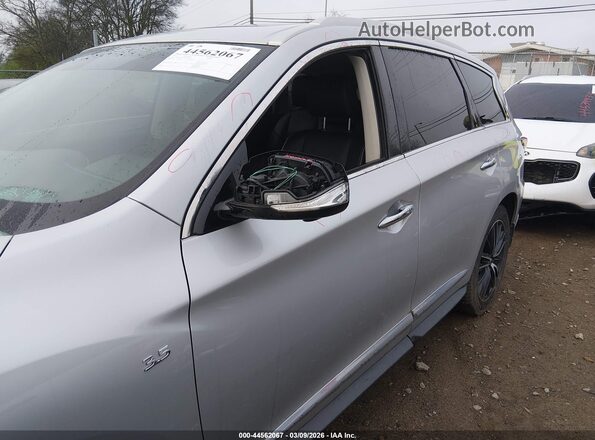 5N1DL0MN7HC556682 2017 INFINITI QX60 Silver Widok z przodu