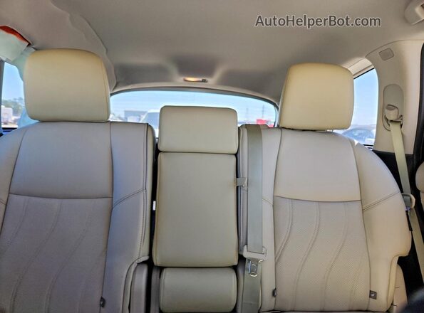 5N1DL0MNXJC511824 2018 INFINITI QX60 White Հետևի նստատեղերի տեսք