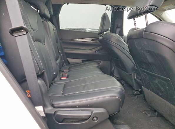 5N1DL1FS5RC331252 2024 INFINITI QX60 White Rear interior view