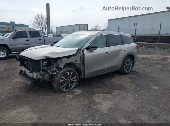 5N1DL1FSXNC339177 2022 INFINITI QX60 Silver Vista tres cuartos delantera izquierda