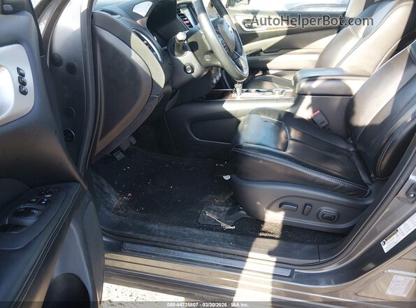 5N1DR2MM3HC631184 2017 NISSAN PATHFINDER Gray Widok wnętrza z przodu