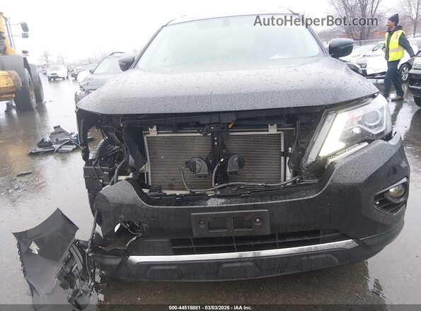 5N1DR2MM5JC642905 2018 NISSAN PATHFINDER Black Widok z przodu
