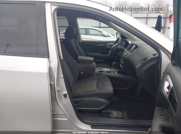 5N1DR2MMXHC904797 2017 NISSAN PATHFINDER Silver წინა სალონის ხედი