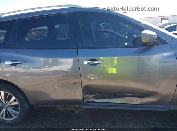 5N1DR2MMXKC616916 2019 NISSAN PATHFINDER Gray Widok wnętrza z tyłu