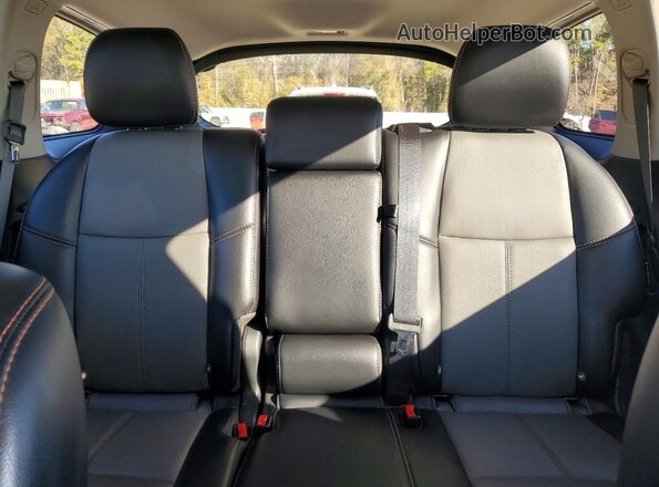 5N1DR2MN4KC630755 2019 NISSAN PATHFINDER White Widok tylnych siedzeń