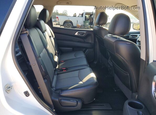 5N1DR2MN4KC630755 2019 NISSAN PATHFINDER White Widok wnętrza z tyłu