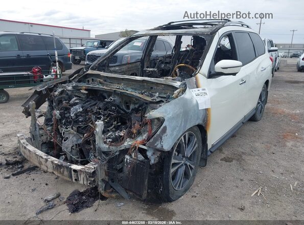 5N1DR2MN6HC690593 2017 NISSAN PATHFINDER White წინა მარცხენა ხედი სამი მეოთხედიდან