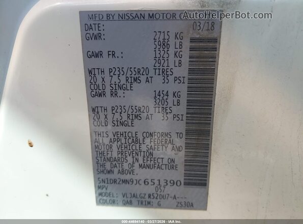 5N1DR2MN9JC651390 2018 NISSAN PATHFINDER White Engine compartment view