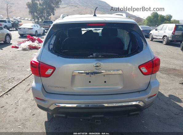 5N1DR2MN9JC663815 2018 NISSAN PATHFINDER Silver 