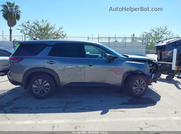 5N1DR3AA7SC221544 2025 NISSAN PATHFINDER Gray Вид задньої частини салону