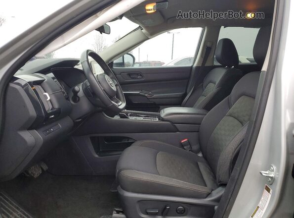5N1DR3BA9RC251735 2024 NISSAN PATHFINDER Silver Սալոնի դիմացի տեսք