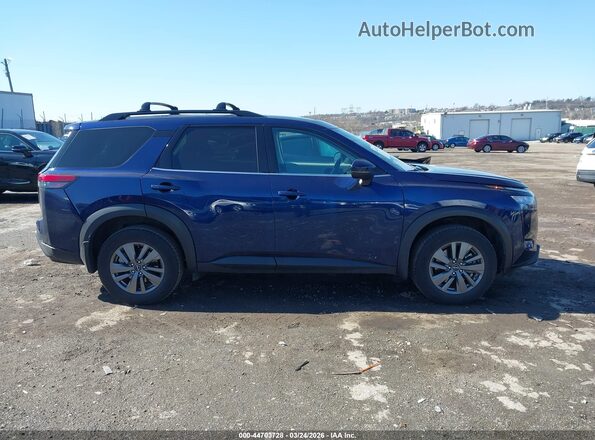 5N1DR3BD1SC215442 2025 NISSAN PATHFINDER Синий Вид задней части салона