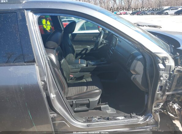 5N1DR3BD5SC244605 2025 NISSAN PATHFINDER Gray Front interior view