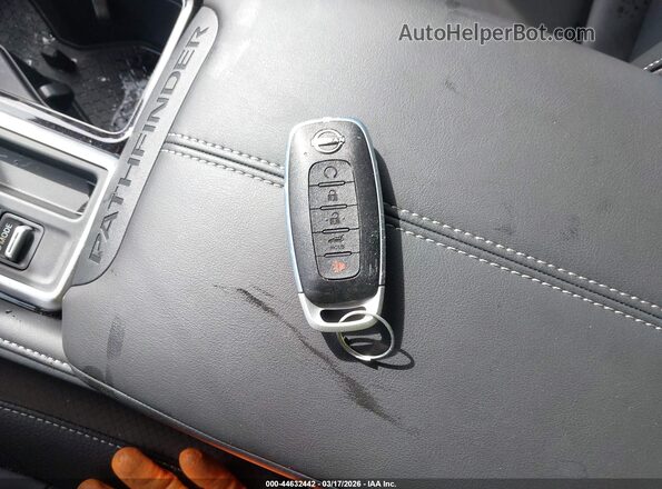 5N1DR3CA6SC296300 2025 NISSAN PATHFINDER Silver წინა პანელის ხედი