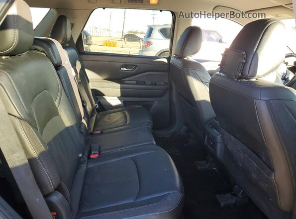 5N1DR3CCXPC244094 2023 NISSAN PATHFINDER Green Вид задньої частини салону