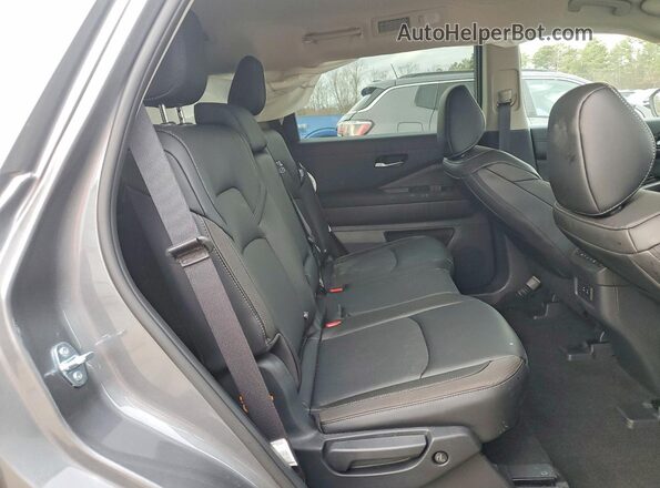 5N1DR3CS3TC207325 2026 NISSAN PATHFINDER Gray Вид задньої частини салону