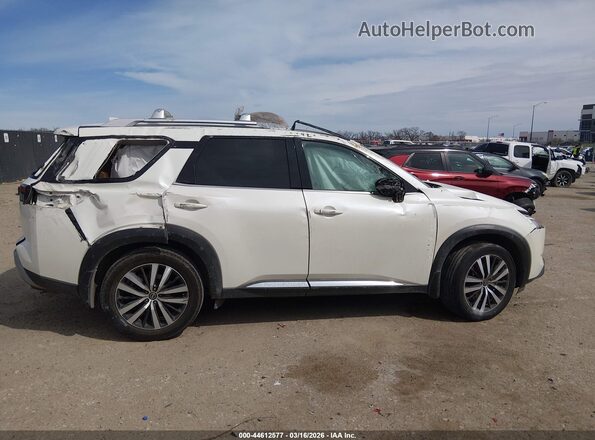 5N1DR3DG3RC235841 2024 NISSAN PATHFINDER White Widok wnętrza z tyłu