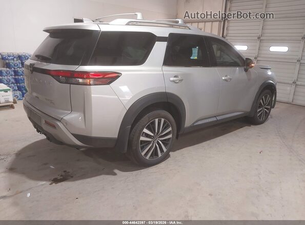 5N1DR3DK5SC254465 2025 NISSAN PATHFINDER Silver Rear right