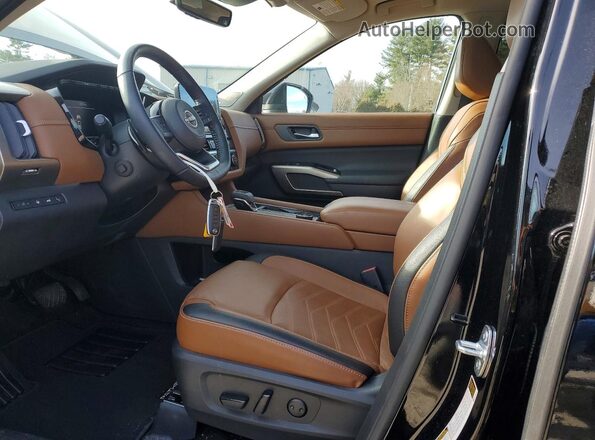 5N1DR3DK6PC201569 2023 NISSAN PATHFINDER Black Vista interior delantera