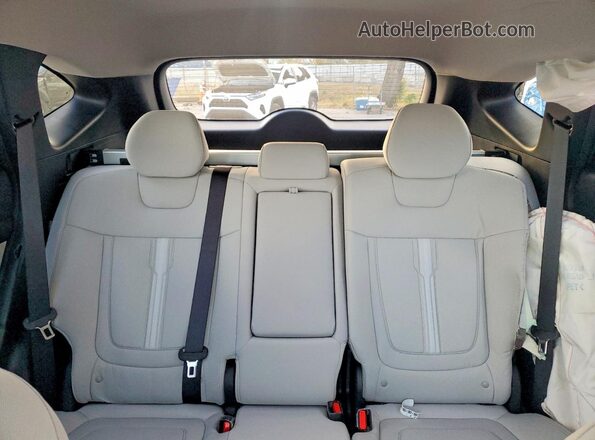 5NMJB3DE2TH608466 2026 HYUNDAI TUCSON Silver Vista de los asientos traseros