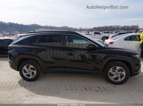 5NMJBCAE2NH030361 2022 HYUNDAI TUCSON Black Вид задньої частини салону
