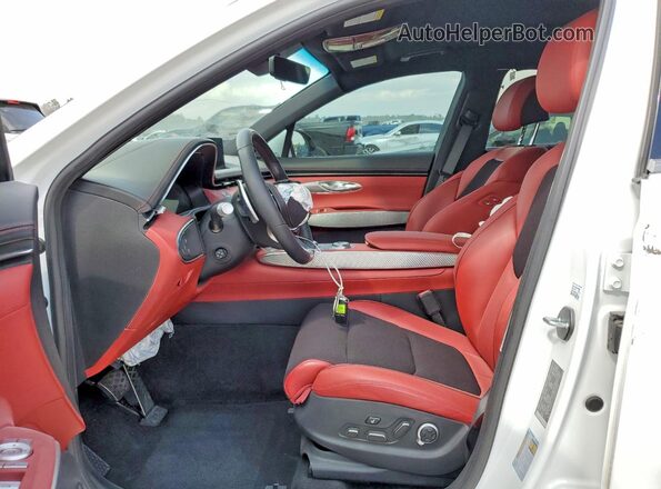 5NMMADTB0SH023316 2025 GENESIS GV70 White Vista interior delantera
