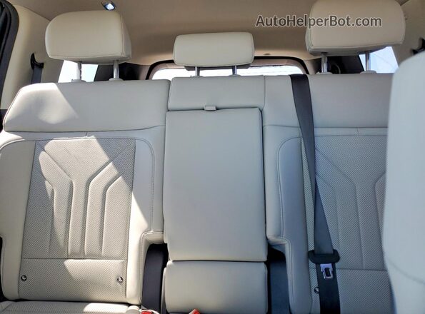 5NMP24GL5TH155874 2026 HYUNDAI SANTA Silver Rear seats view