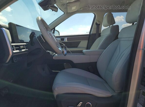 5NMP24GL5TH155874 2026 HYUNDAI SANTA Silver Front interior view