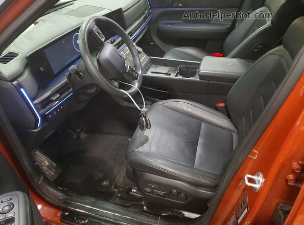 5NMP5DG18SH049228 2025 HYUNDAI SANTA FE CALLIGRAPHY Orange Front interior view