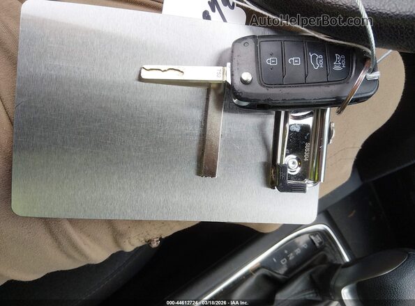 5NMS23AD0KH030284 2019 HYUNDAI SANTA FE Brown 