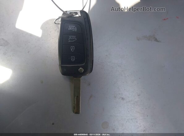 5NMS2CAD5KH094711 2019 HYUNDAI SANTA FE Gray 