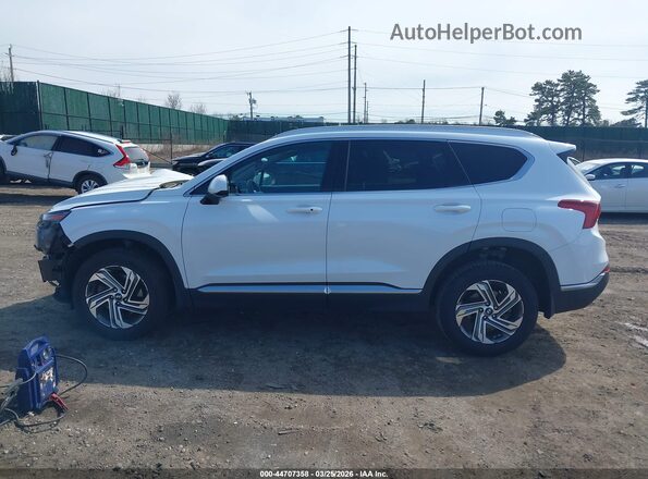 5NMS2DAJ7NH378437 2022 HYUNDAI SANTA FE White Вид задньої частини салону