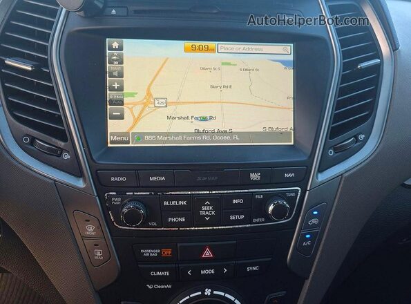 5NMZU3LB0HH046286 2017 HYUNDAI SANTA White 