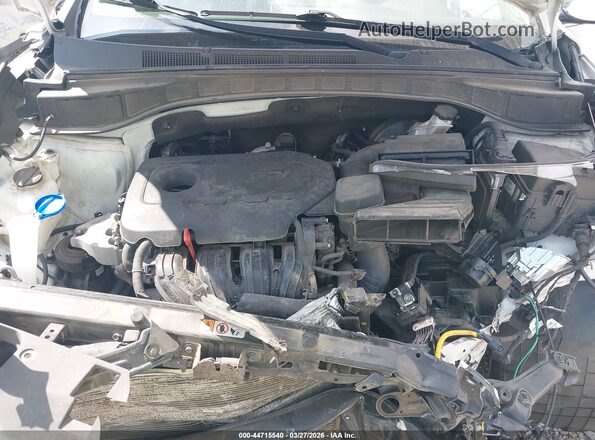5NMZU3LB2HH017937 2017 HYUNDAI SANTA FE SPORT White Вид ззаду
