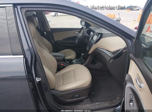 5NMZUDLB5HH026685 2017 HYUNDAI SANTA FE SPORT Navy Вид салона спереди