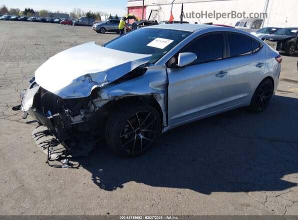 5NPD74LF8HH203351 2017 HYUNDAI ELANTRA Silver წინა მარცხენა ხედი სამი მეოთხედიდან