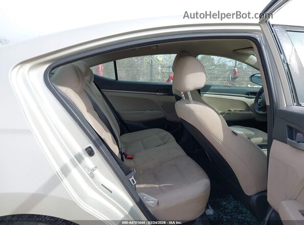 5NPD74LF8JH353059 2018 HYUNDAI ELANTRA Tan VIN კოდის სტიკერის ხედი
