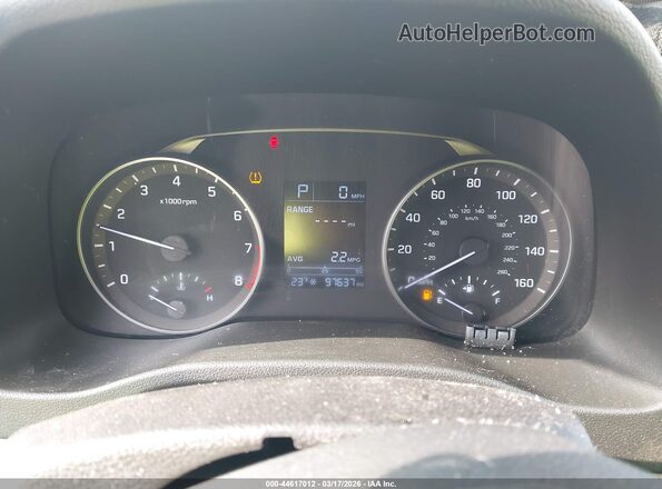 5NPD74LF8JH395697 2018 HYUNDAI ELANTRA Серебряный Вид задних сидений