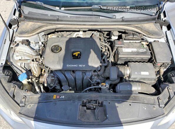 5NPD74LFXHH067031 2017 HYUNDAI ELANTRA Gray Rear interior view