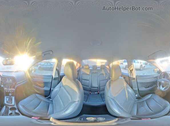 5NPD84LF2KH456833 2019 HYUNDAI ELANTRA Белый 