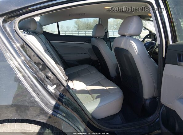 5NPD84LF3HH072603 2017 HYUNDAI ELANTRA Черный 