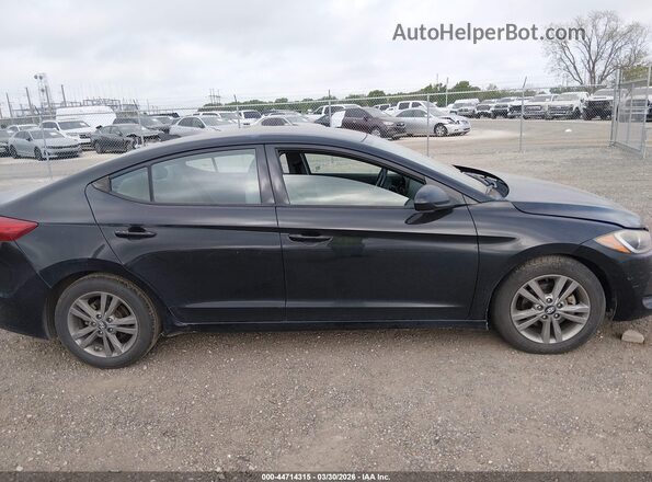 5NPD84LF3JH240231 2018 HYUNDAI ELANTRA Black 360 interior view