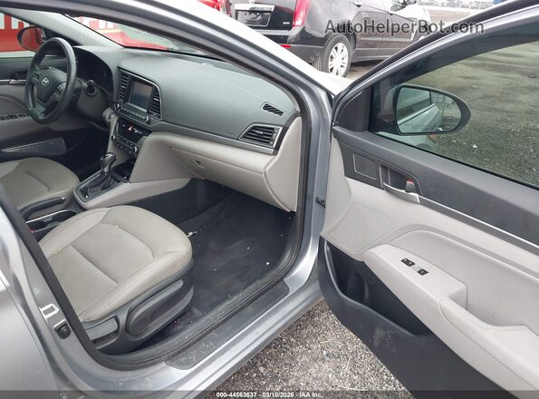 5NPD84LF5HH007915 2017 HYUNDAI ELANTRA Gray Front interior view