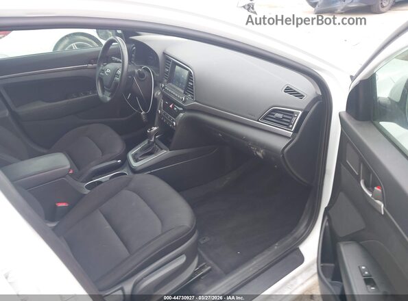 5NPD84LF5HH154154 2017 HYUNDAI ELANTRA White წინა სალონის ხედი