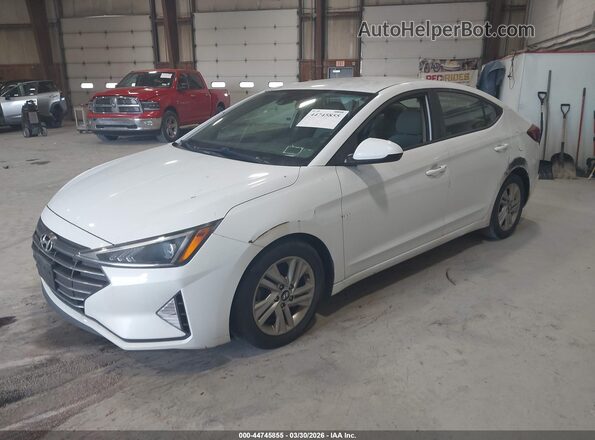 5NPD84LF5KH454221 2019 HYUNDAI ELANTRA White წინა მარცხენა ხედი სამი მეოთხედიდან