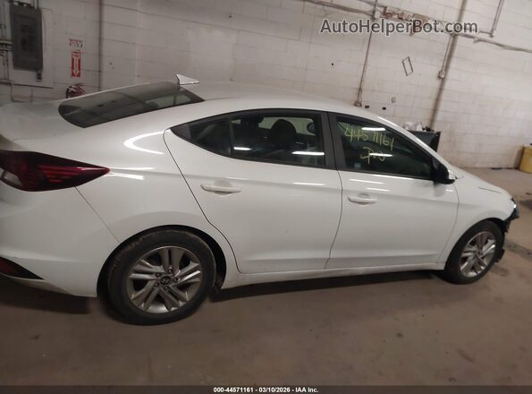 5NPD84LF5KH469219 2019 HYUNDAI ELANTRA White უკანა სალონის ხედი